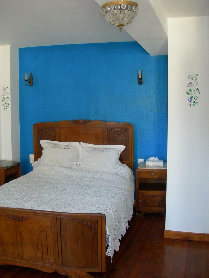 Sous La Glycine Bed and Breakfast Miélan Eksteriør billede